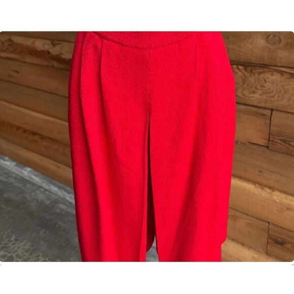 St. John Collection Red Short & Top Knit Set *note - Picture 8 of 12